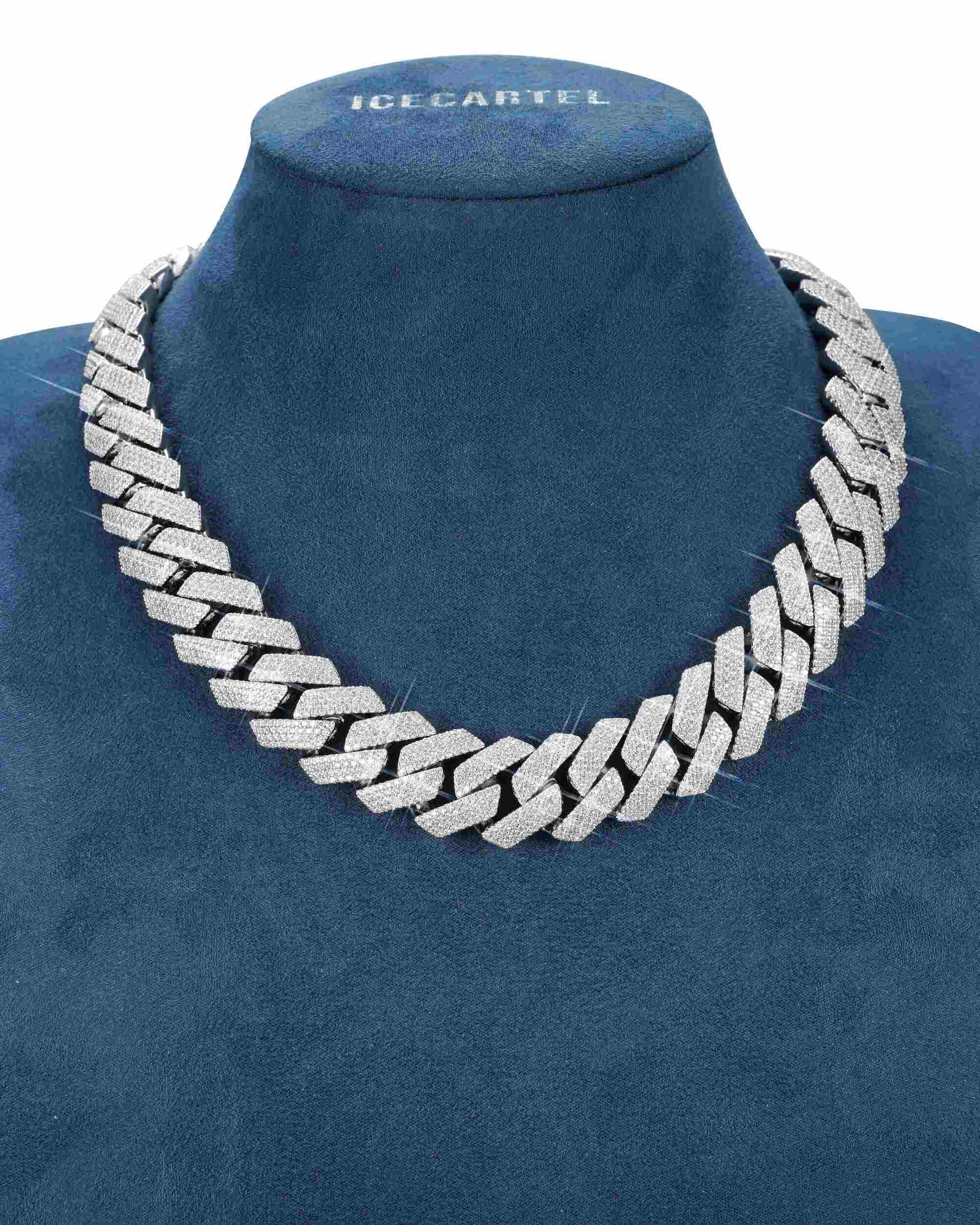 4 Row 20MM Moissanite Cuban Link Chain 14K Gold (view 4 of 22)