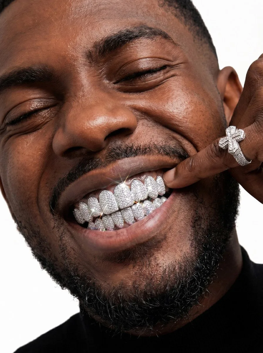 8 on 8 VVS Moissanite Diamond Grillz - in white gold (view 4 of 9)