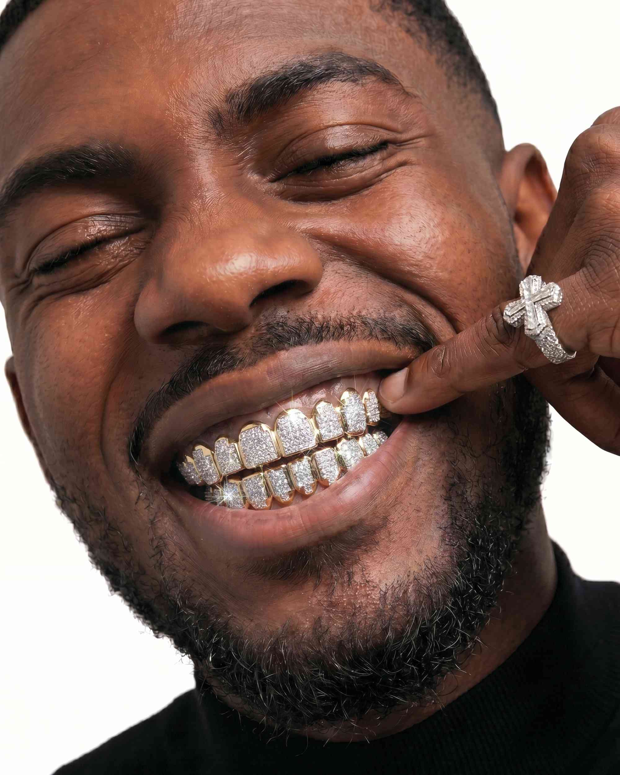 8 on 8 VVS Baguette Moissanite Diamond Grillz - in white gold (view 12 of 12)