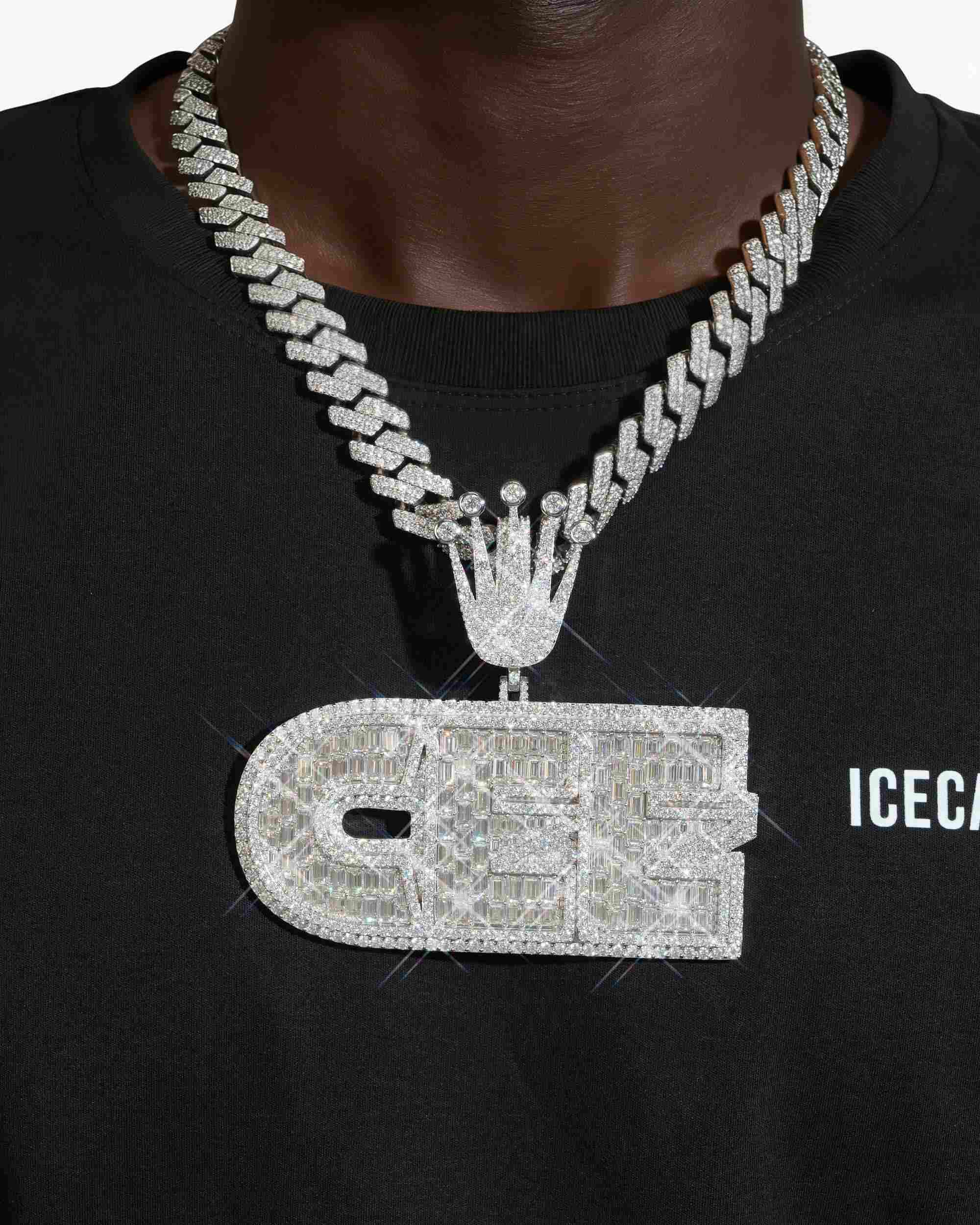 "CEE" Custom Moissanite Name Pendant 14K Gold (view 2 of 4)