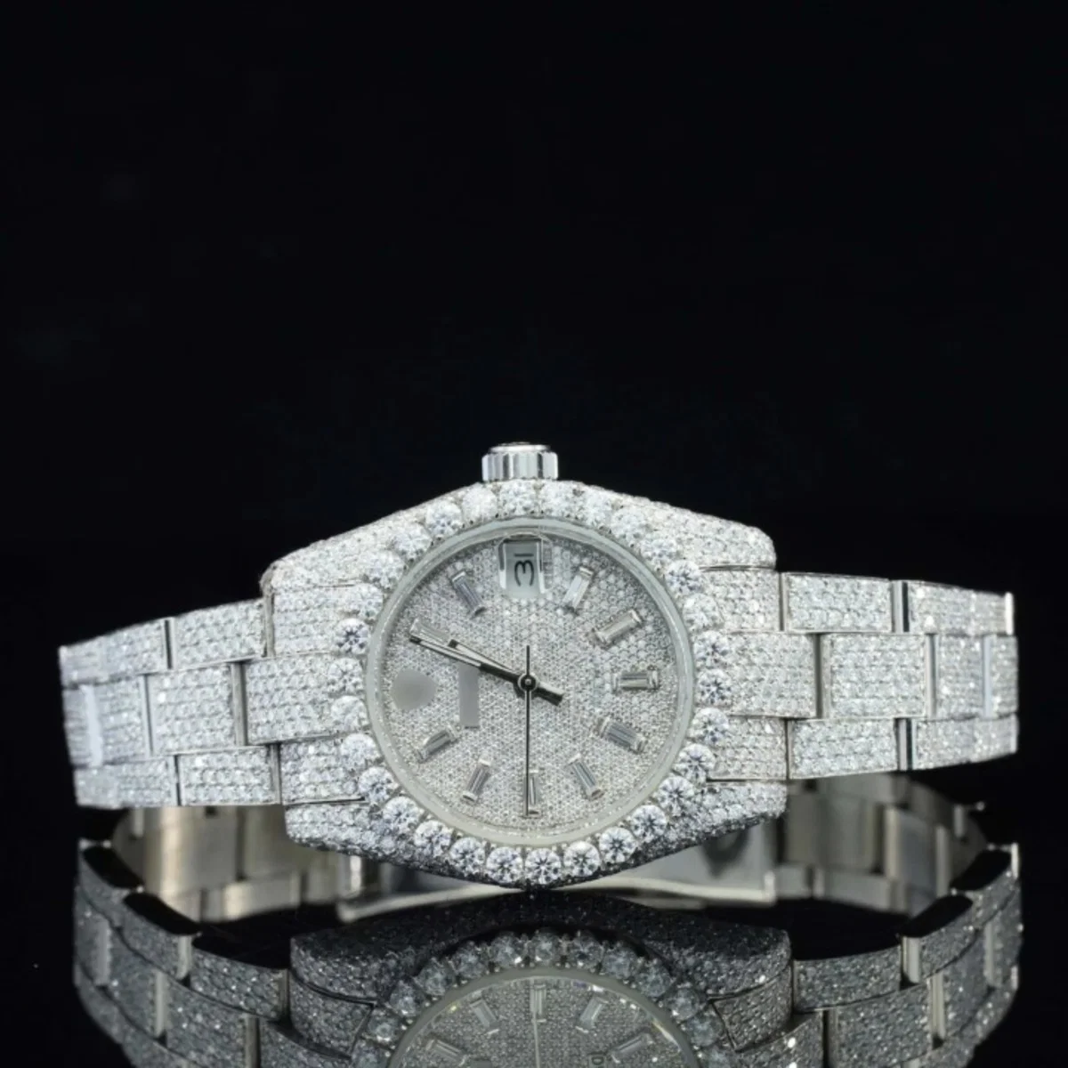 Classic Look Business Style Analog Fully Iced Out Moissanite Watch for Her