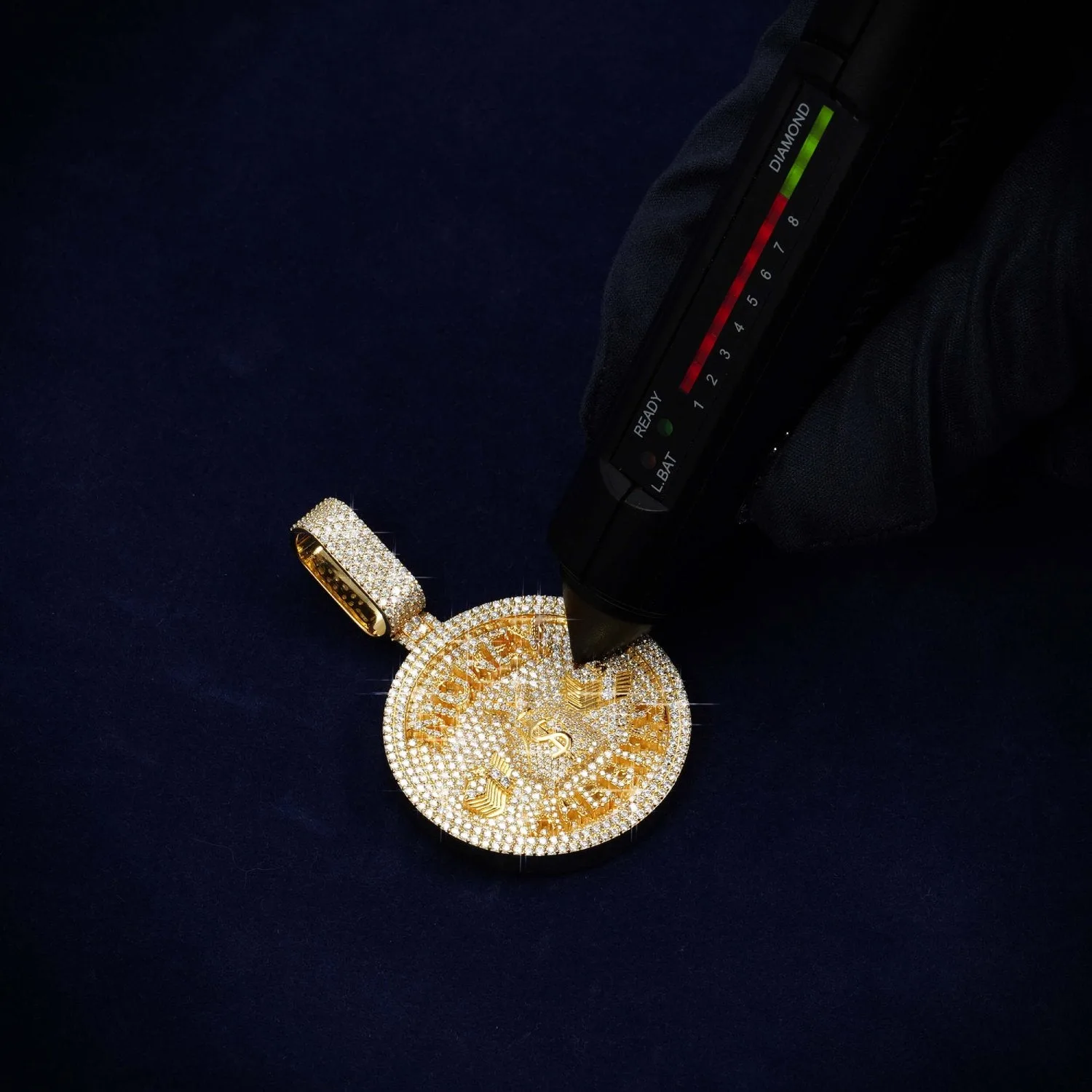 Custom Moissanite "MONEY HABBITS" Circle Pendant 14K Gold (view 3 of 3)