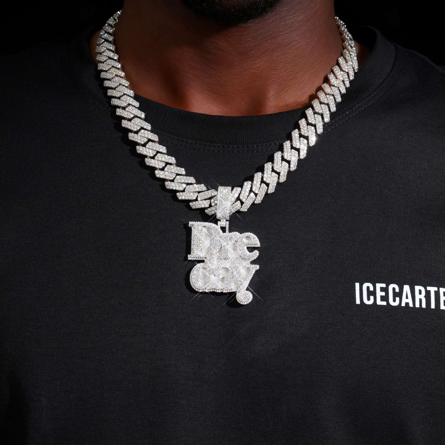 "Dre day" Custom Moissanite Name Pendant 14K Gold (view 2 of 4)