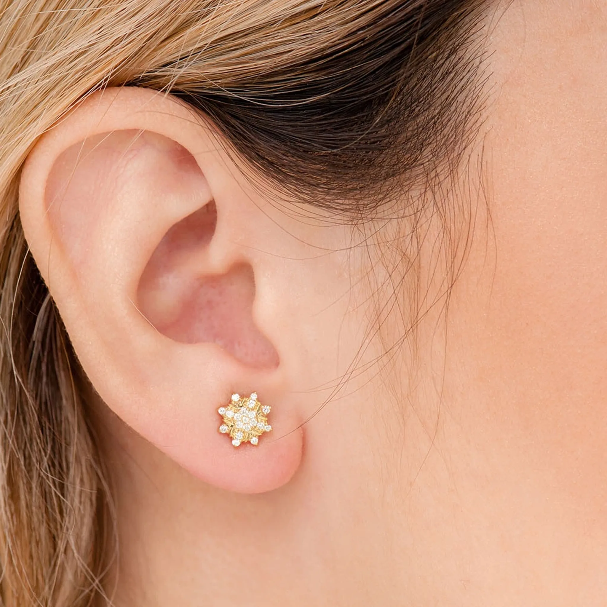 Eight Point Star Diamond Studs - earrings in yellow gold (view 9 of 11)