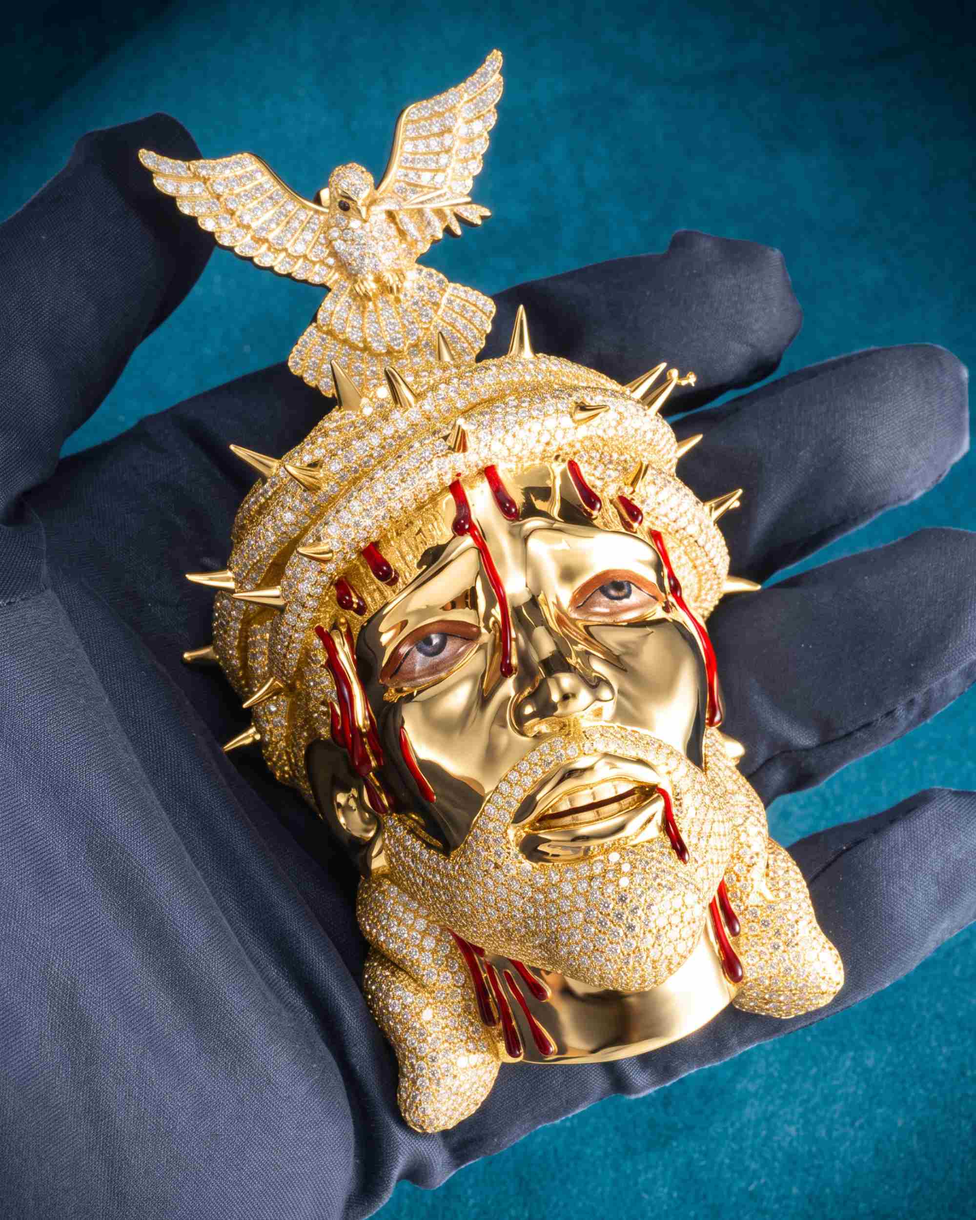 Enamel Moissanite Jesus Pendant 14K Gold (view 14 of 15)
