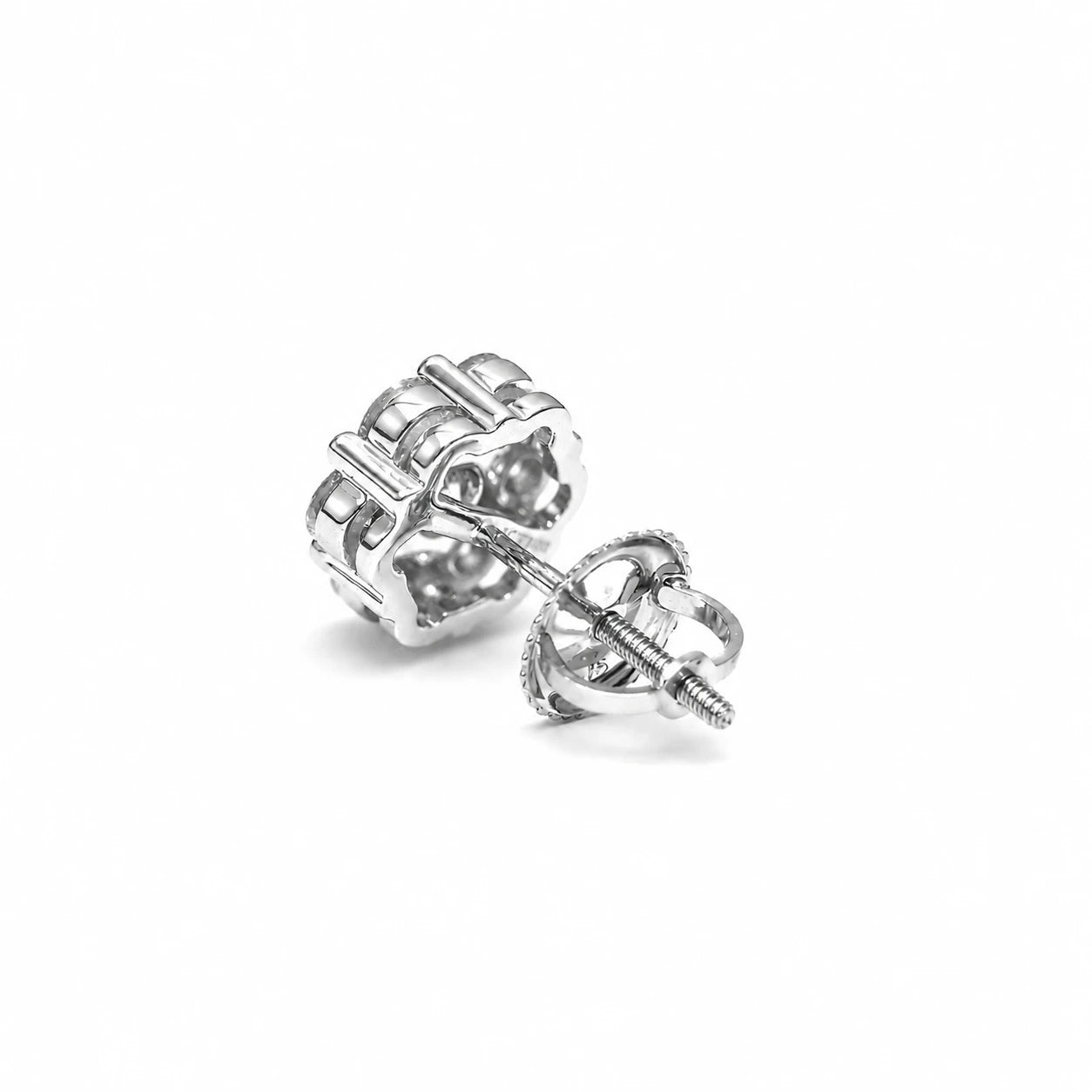 Flower Diamond Studs - earrings in yellow gold (view 32 of 58)