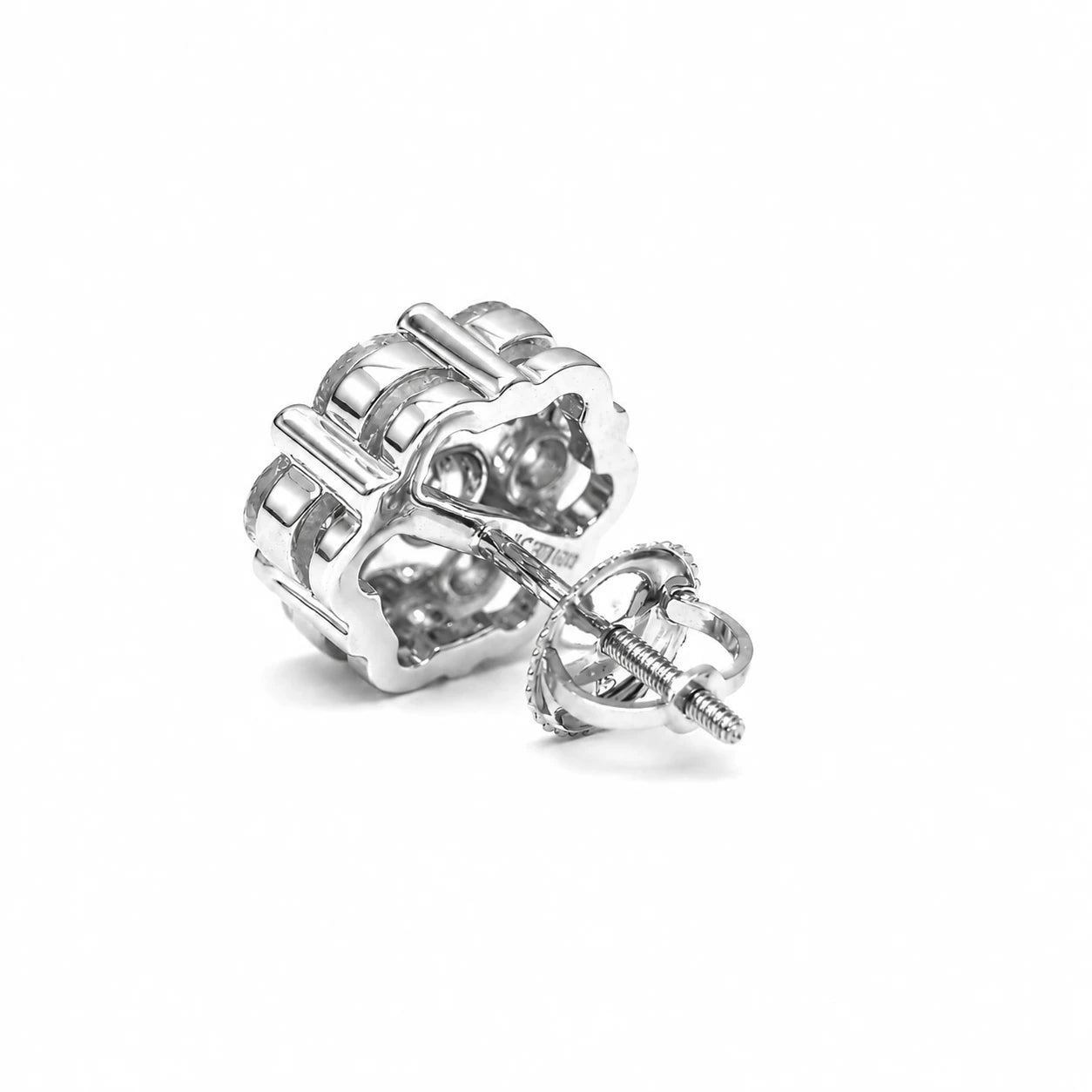 Flower Diamond Studs - earrings in yellow gold (view 55 of 58)