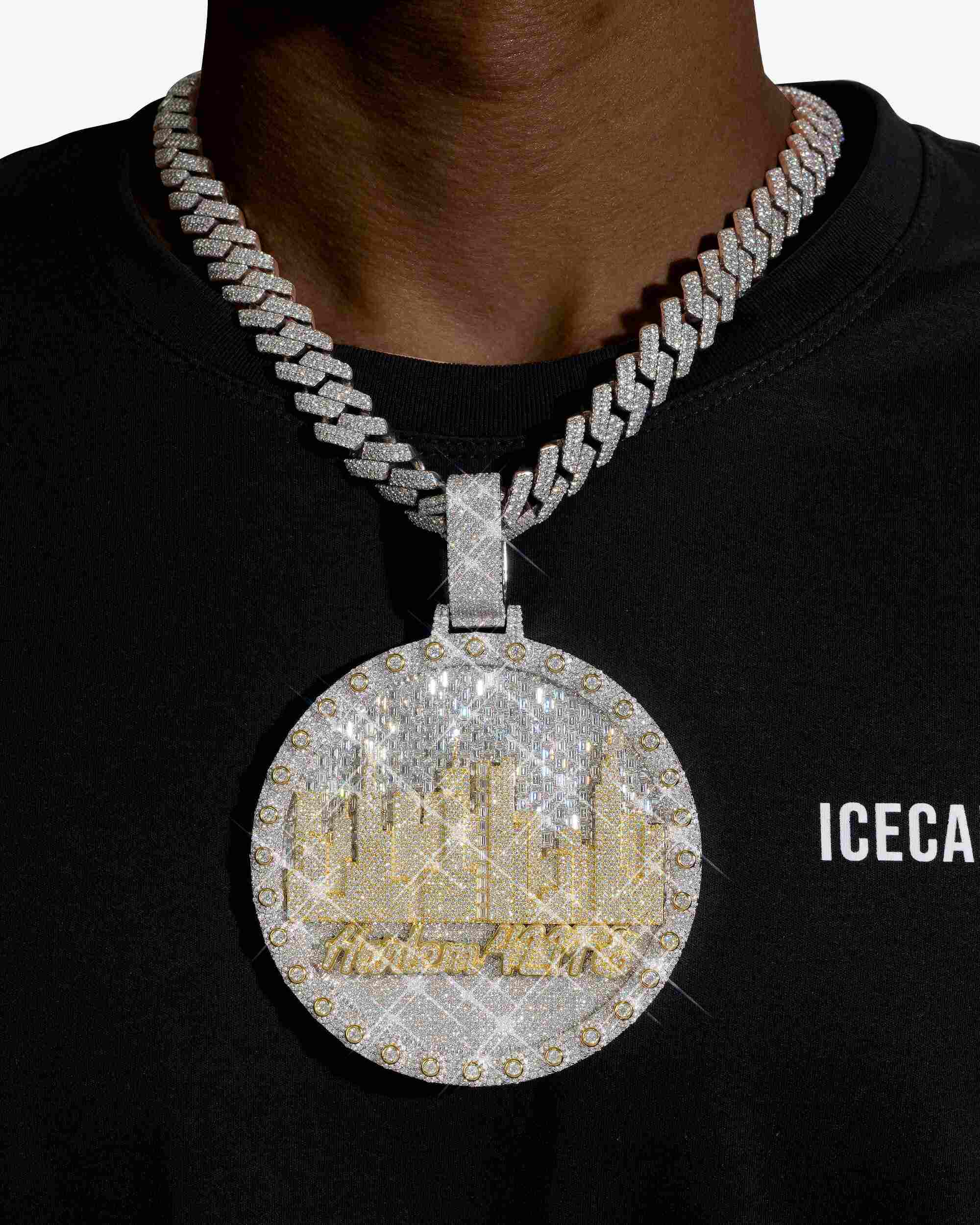 "Harlem" Custom Circle Pendant 14K Gold (view 2 of 4)