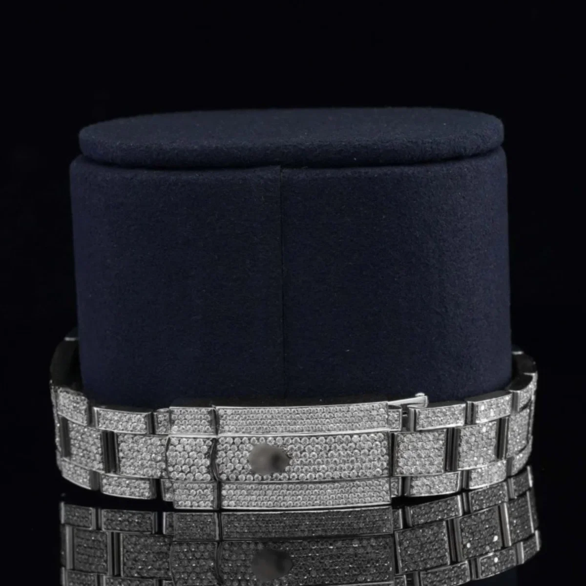 Iced Out Moissanite Diamond And Automatic Superior Watch For Women (view 7 of 7)