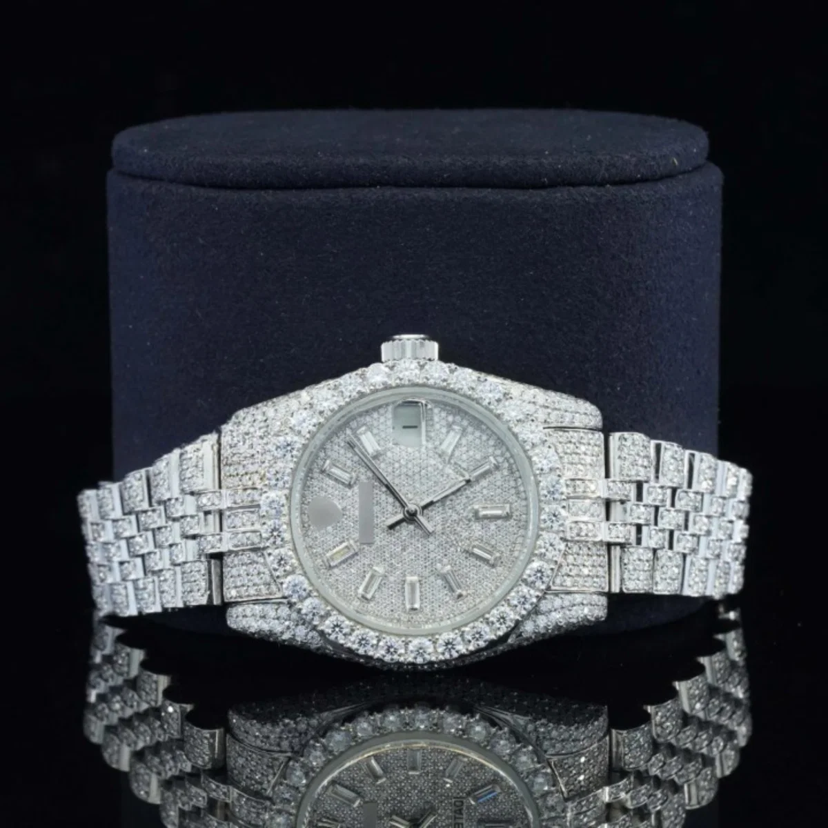 Iced Out Moissanite Watch Diamond Embellished Analog Fully Automatic Watch For Women (view 2 of 5)