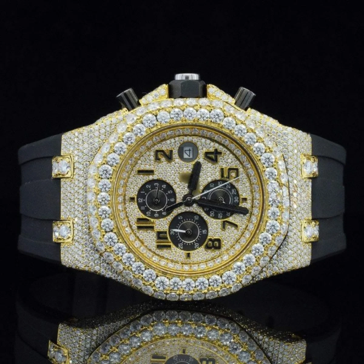 Iced Out With Rubber Belt Chronograph Wrist Automatic Moissanite Watch