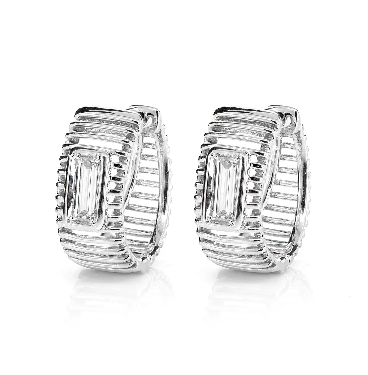 Lined Baguette Diamond Hoop Earrings - in yellow gold (view 3 of 6)
