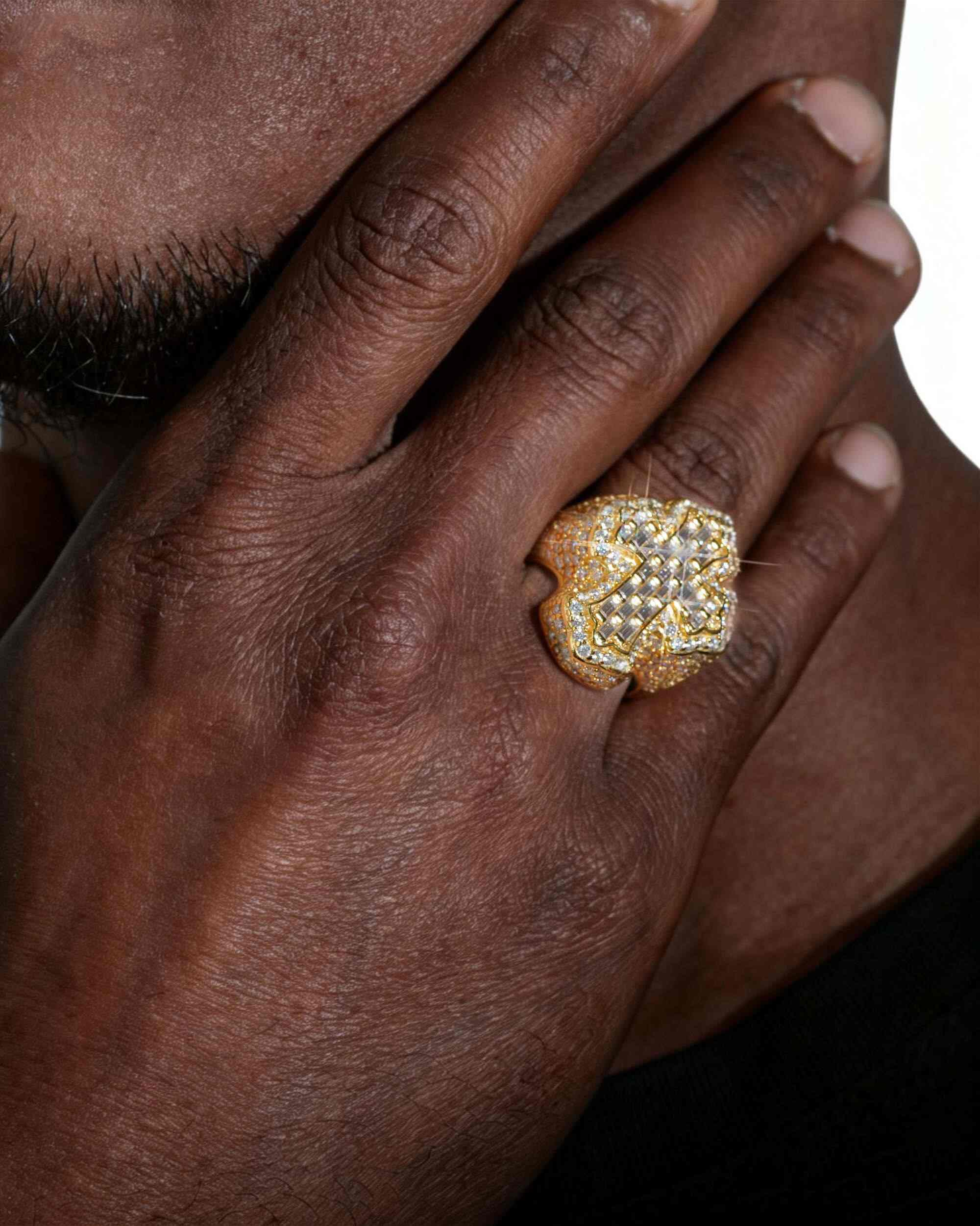 Moissanite Fleur Cross Ring 14K Gold (view 10 of 16)