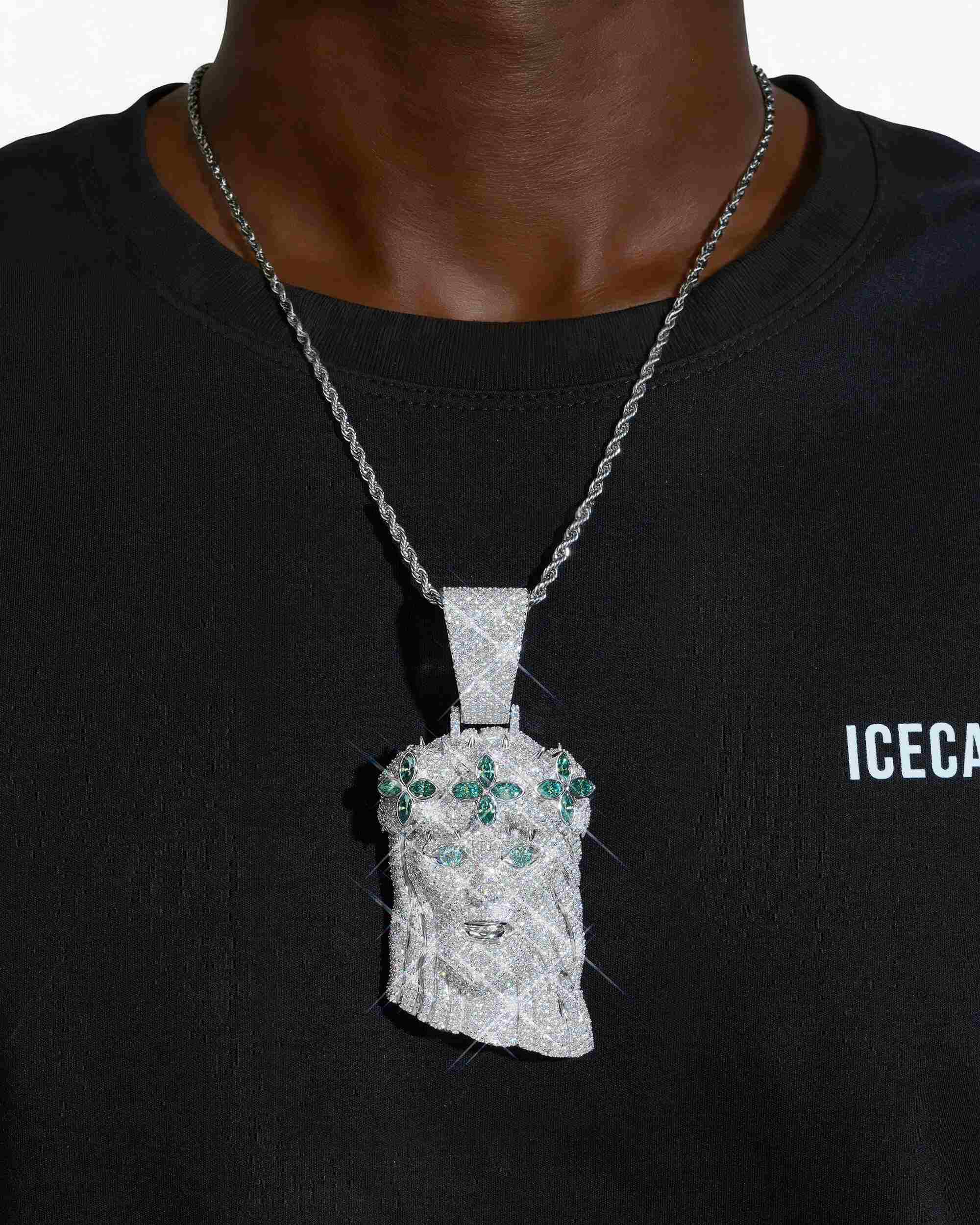 Moissanite Four Leaf Clover Jesus Pendant 14K Gold (view 2 of 12)
