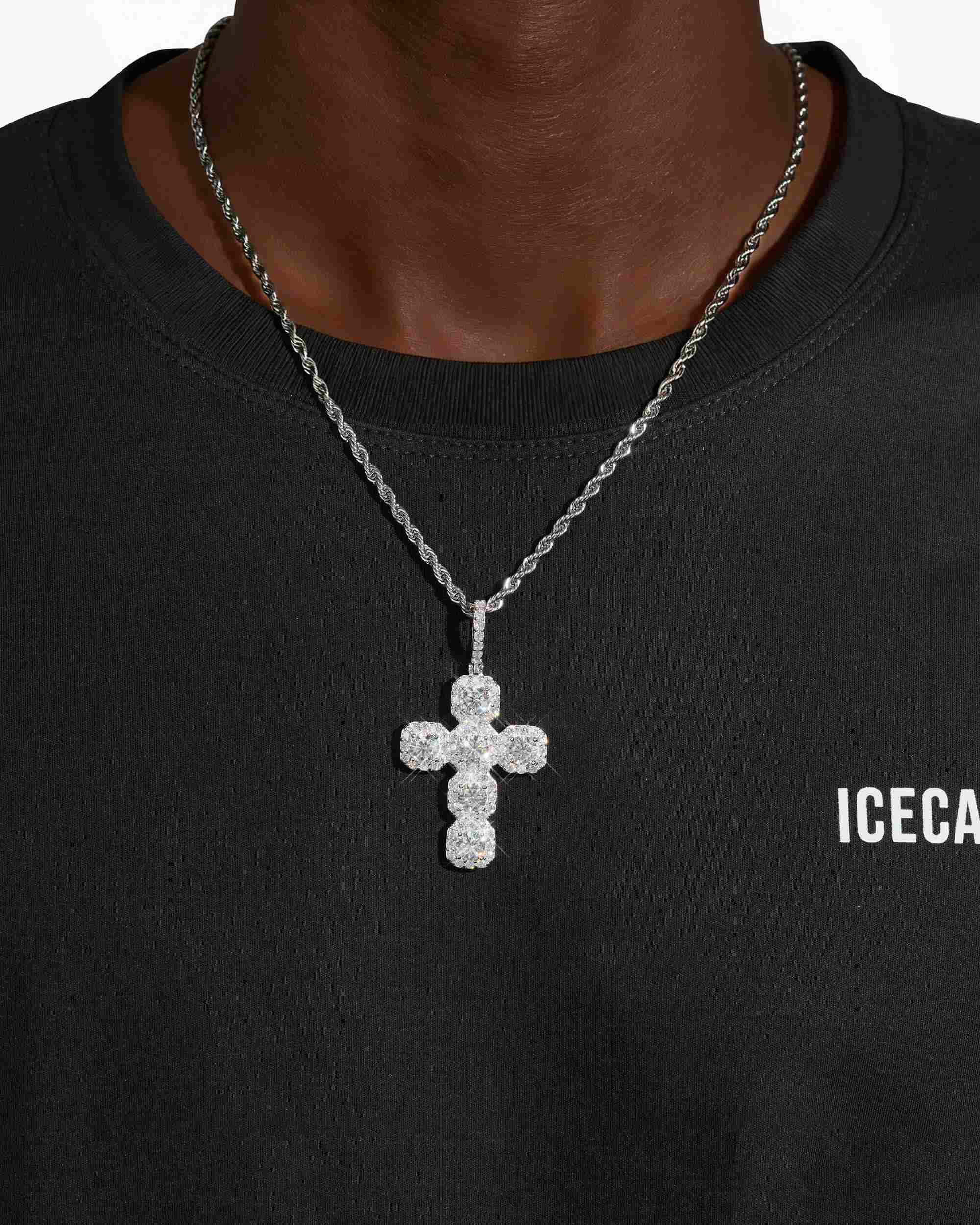 Moissanite Halo Cross Pendant 14K Gold (view 2 of 5)