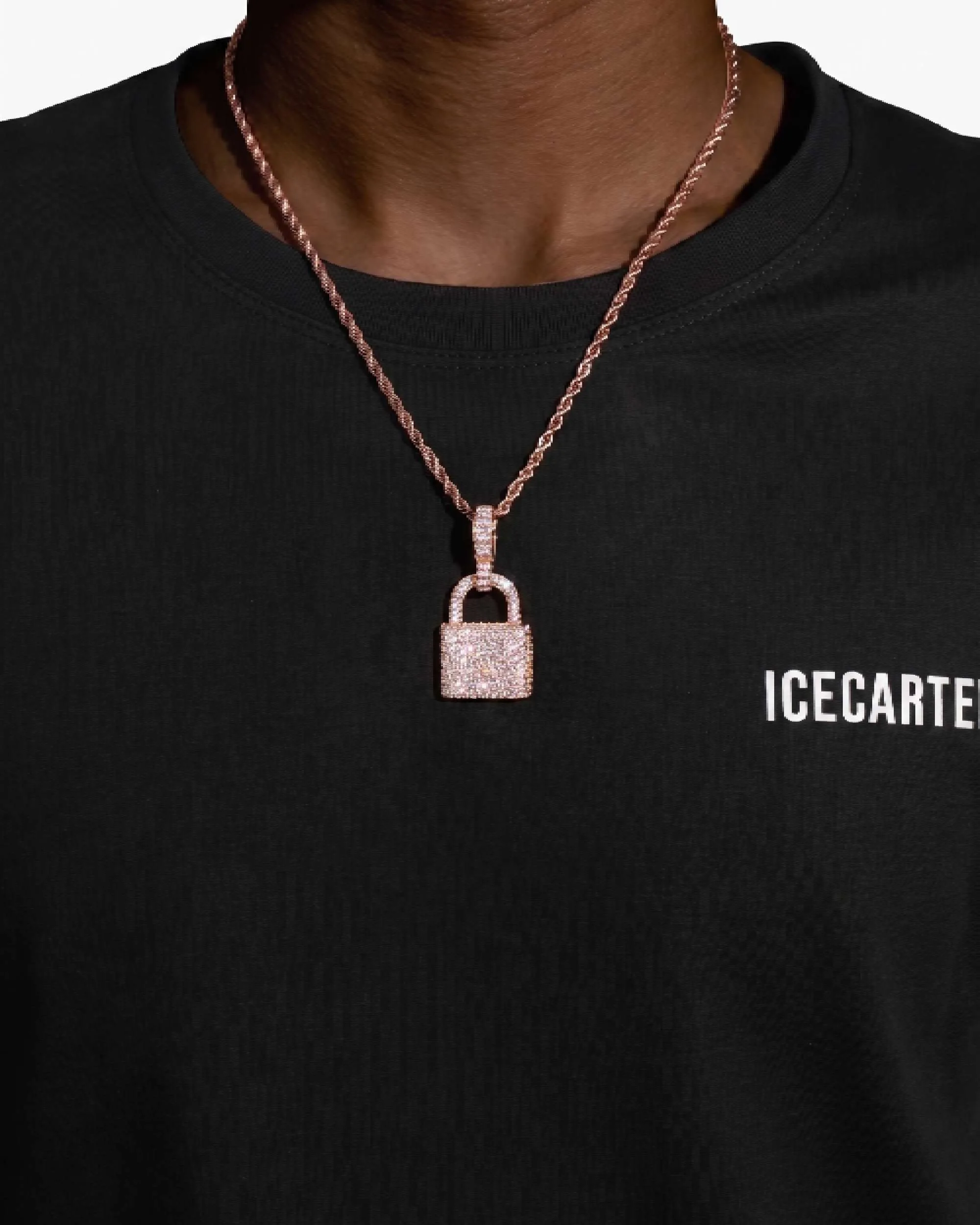 Moissanite Padlock Pendant 14K Gold (view 13 of 13)