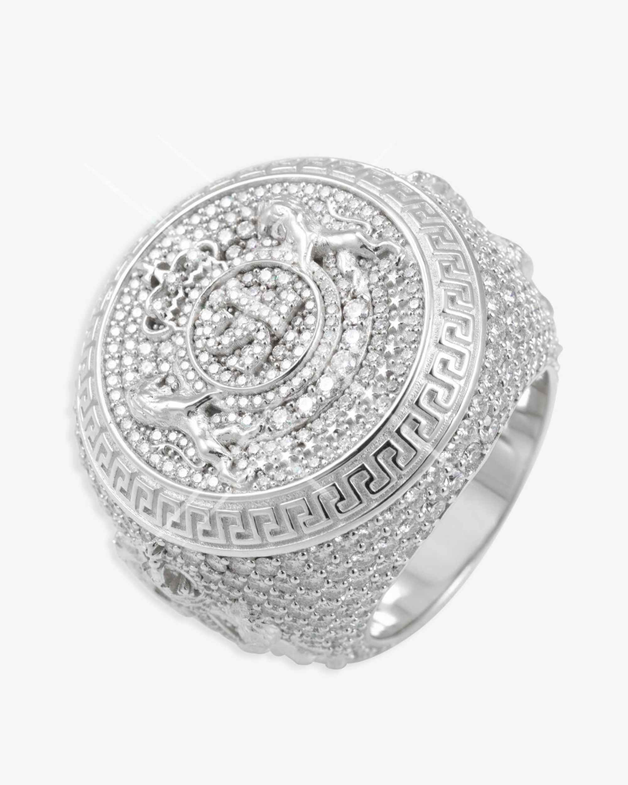 Moissanite Royal Crest Ring 14K Gold (view 3 of 12)