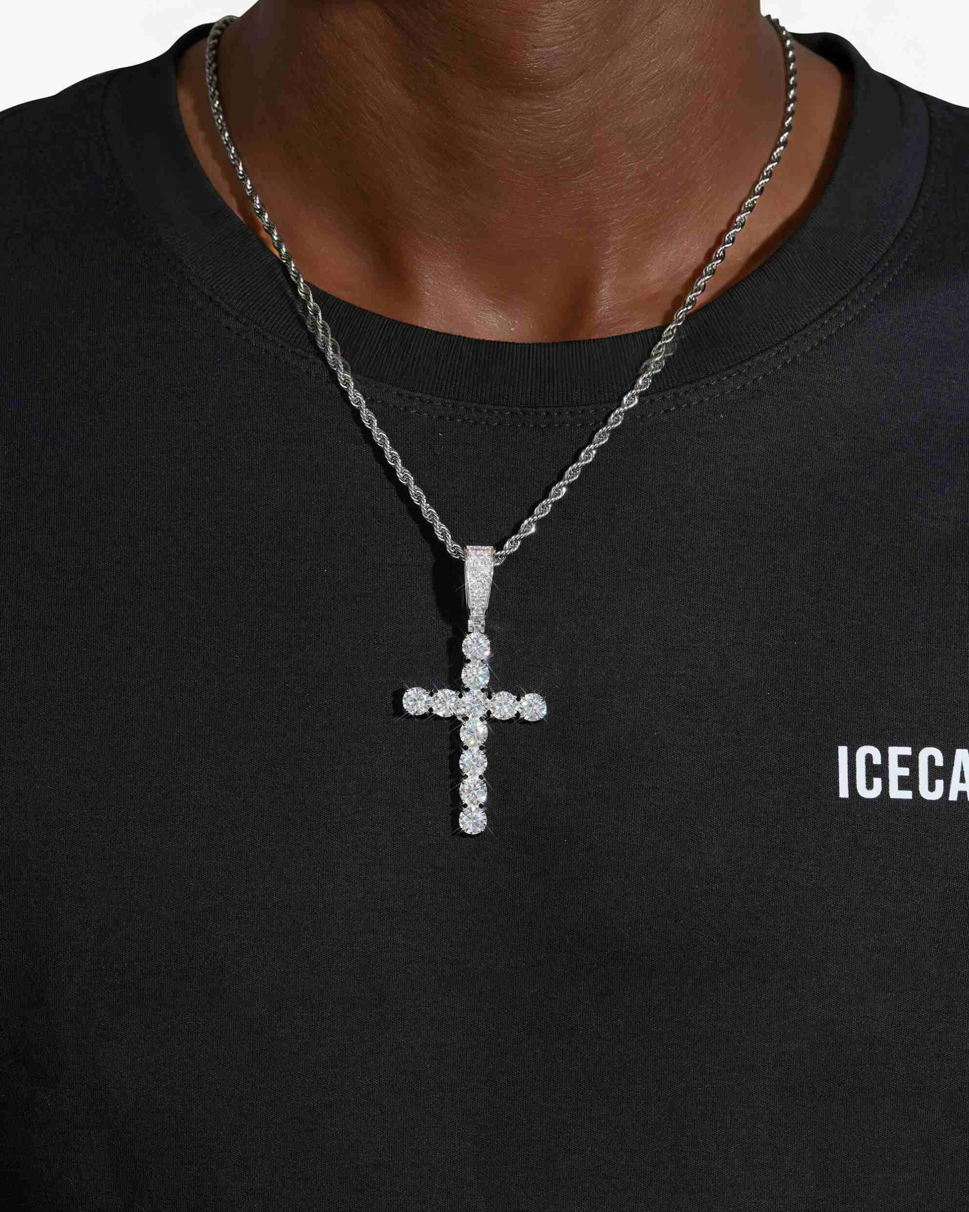 Moissanite Solitaire Cross Pendant 14K Gold (view 2 of 5)