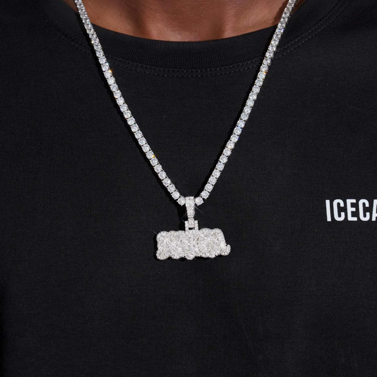 "NAKOA" Moissanite Custom Name Pendant 14K Gold (view 2 of 5)