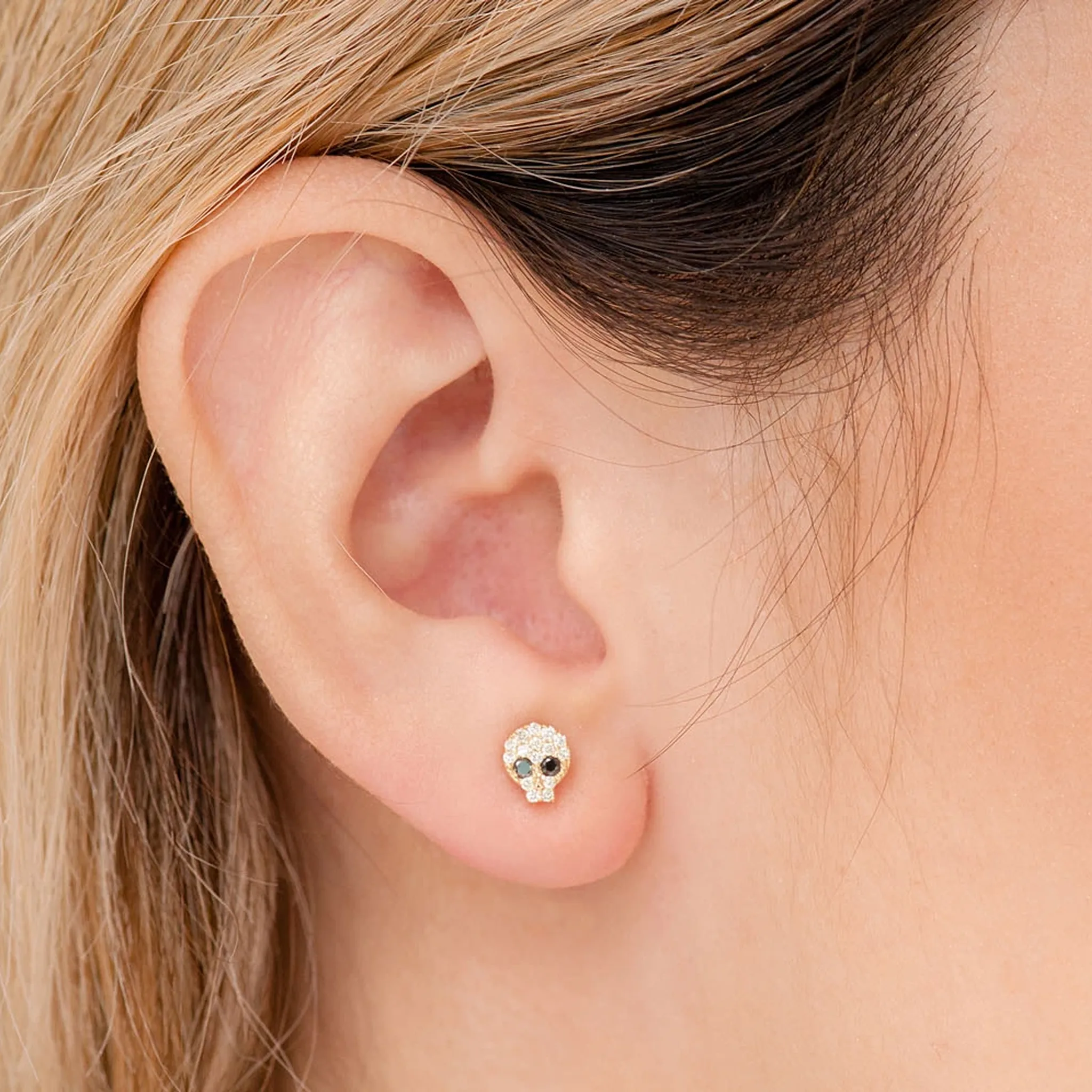Skull Diamond Stud Earrings - in yellow gold (view 2 of 6)